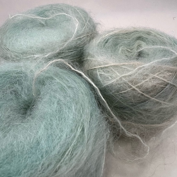 Hand dyed mohair yarn - Picture 2 of 4